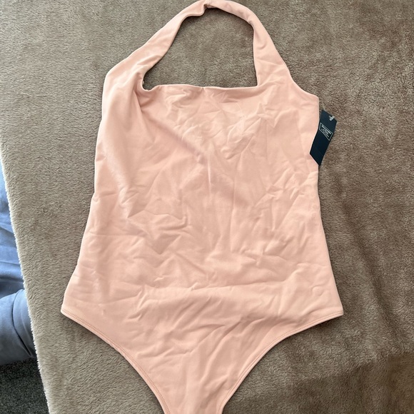 Halter bodysuits from Abercrombie and fitch - Picture 3 of 7